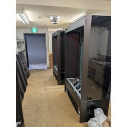 沖縄ホテルの冷機模様替え：塩ビシートで快適空間を演出の画像3