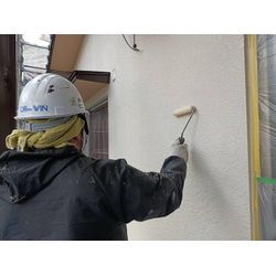 アパート　外壁塗装の下塗り開始！の画像1