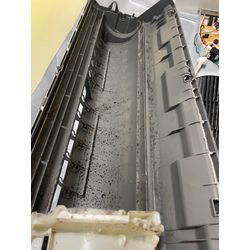 日立 RAS-AJ36H カビが見えている｜完全分解エアコンクリーニング｜大田区の画像1