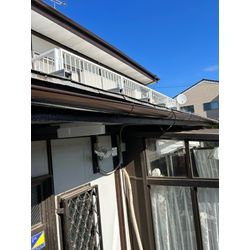 樋隠し撤去・雨樋部分塗装✨の画像3