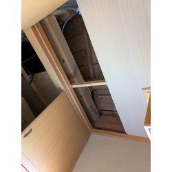 害獣の糞尿による天井のシミを修理しました。の画像2