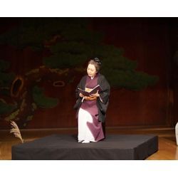 朗読公演の着付けの画像1