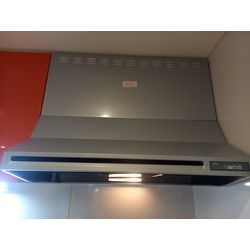 レンジフードクリーニング現場の画像1