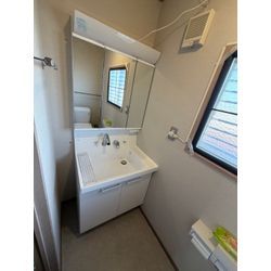 洗面台交換の画像2