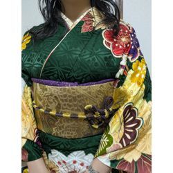 成人の集いに振袖の画像1