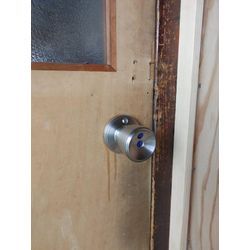 ドアノブ交換の画像1