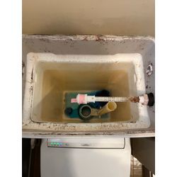 トイレタンク内水漏れ補修の画像2