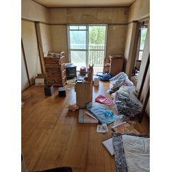 残置物撤去　床掃除　施工写真集★の画像1