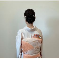 卒園式ママ着付＆前髪が長い方のヘアアレンジは横顔のラインが美しく流れるように上品でで女性らしい色気が漂うスタイルに✨作りの画像3