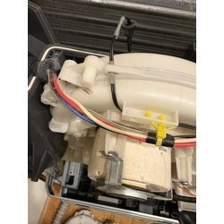 パナソニックドラム乾燥不良　ファンケースユニット交換の画像2