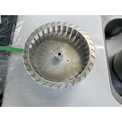 アルミニウムの薬品焼けの画像1