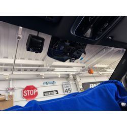 メルセデスベンツ　EQS デジタルインナーミラー型ドラレコ取付の画像3