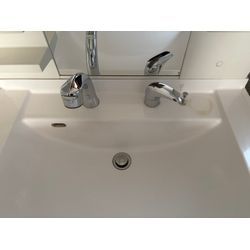 洗面台　混合水栓交換の画像1