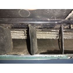 誕生日プレゼントにエアコンクリーニングの画像1