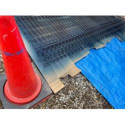 メッシュフェンス施工取付④の画像1