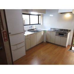 『一戸建てリフォーム』ご在宅のドミノリレーでの集中で内部工事が完了いたしました。の画像3