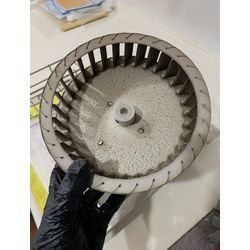 年末大掃除の定番、レンジフードクリーニング！の画像1