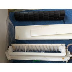 SHARP AY-D40EX-W
完全分解洗浄の画像2