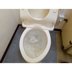 【神戸市中央区｜オフィスビルのトイレ詰まり】異物混入と配管内のサビが原因！カメラ調査＆高圧洗浄で解決！の画像1