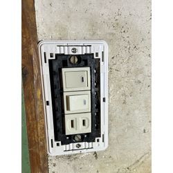 コンセント・スイッチ交換😊の画像2