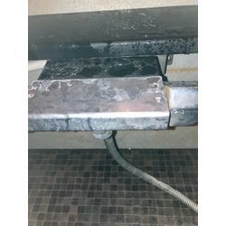 【水道栓の汚れ】の画像1