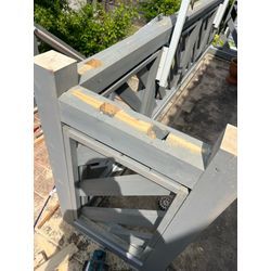 5月19日　木製塀作り替え工事の画像2