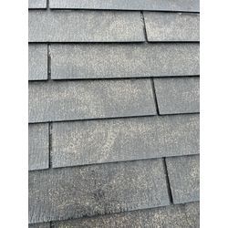 藤沢市｜外壁・屋根塗装工事が順調に進行中｜養生完了・屋根下塗りと軒天塗装の画像3