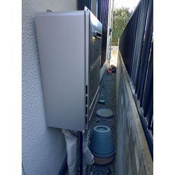 藤岡市でお湯が出なくなったガス給湯器をエコジョーズに交換工事の画像2