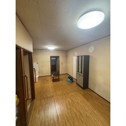 LDKの壁紙張替えの画像1