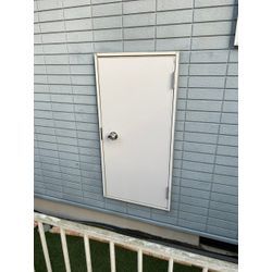 壊れた物入れドアを、新規製作！の画像2