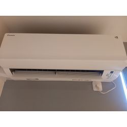 ダイキンエアコンクリーニング現場の画像2