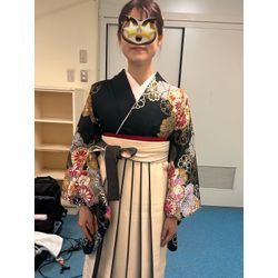 小学６年生　担任の先生(タイトシニヨン)の画像3