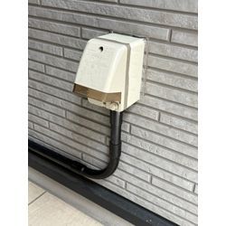 【葛飾区】防犯カメラ工事ならお任せ｜外観を崩さない美しい配線施工の画像2