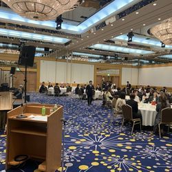 ハナマウイ様のパーティーでマジシャンカンジマジックショーの画像1