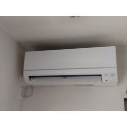 筑紫野市エアコン２台工事の画像1