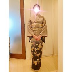 25/12/3 七五三　訪問着　鎖骨くらいの髪、ツルンとしたシニヨンの画像3