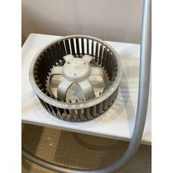 【浴室換気扇分解クリーニング】の画像1