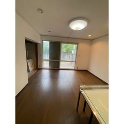 東京都　八王子市　戸建て空室物件　16畳リビング施工の画像2