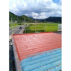 鉄板屋根の錆止め塗装の画像2