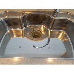 上級仕上げのステンレスキッチンシンクの画像2