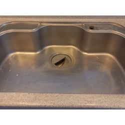 上級仕上げのステンレスキッチンシンクの画像1