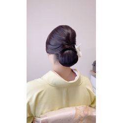 25/11/10 お宮参り　色無地　シニヨン　ロングヘアの画像2