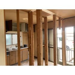 間仕切り壁撤去工事の画像1