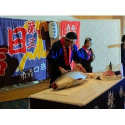 💞大阪リッツ・カールトン披露宴司会レポート　マグロ解体ショーが彩る特別なひとときの画像2