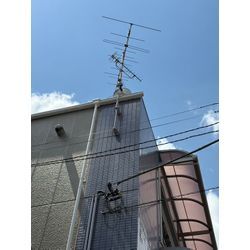 高所作業車で作業の画像1