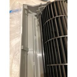 【完全分解洗浄レポート⑨】ダイキン F22UTES-W｜寝室サイズの小型モデルも内部はカビだらけ？の画像3