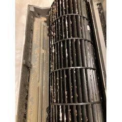 【完全分解洗浄レポート⑨】ダイキン F22UTES-W｜寝室サイズの小型モデルも内部はカビだらけ？の画像2