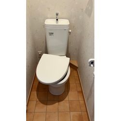 引き出し修理_海老名｜賃貸物件のキッチン収納とトイレ便座修理の画像2