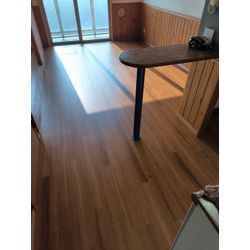 賃貸マンション　フローリング上張り施工　Hティーブラウンの画像1