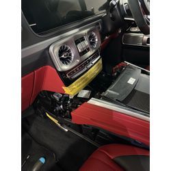 AMG G63 W463a テレビキャンセラー取り付けの画像2